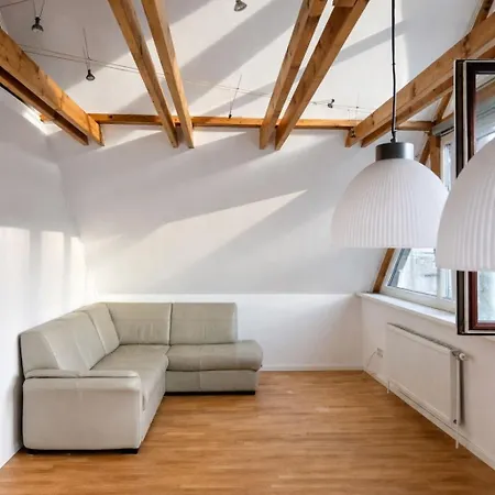 Bright With Large Terrace & View Of Krems